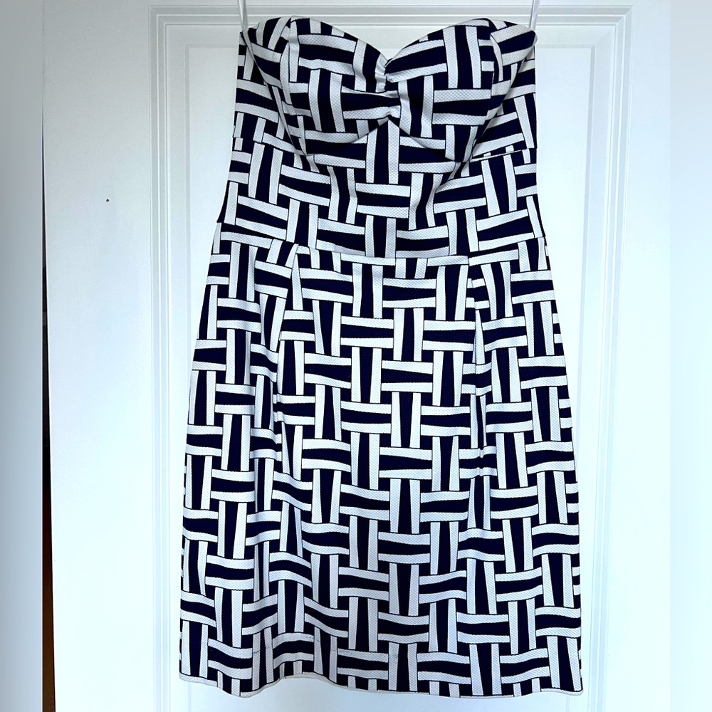 Britt Ryan Navy and White Geometric Pattern Strapless Dress Size 8